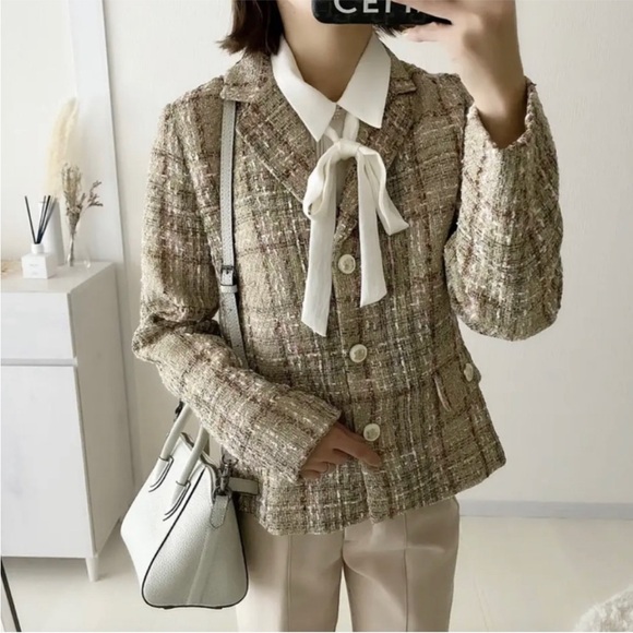 BLOGGERS FAV ZARA Cropped Textured Plaid Blazer size M - Picture 2 of 14